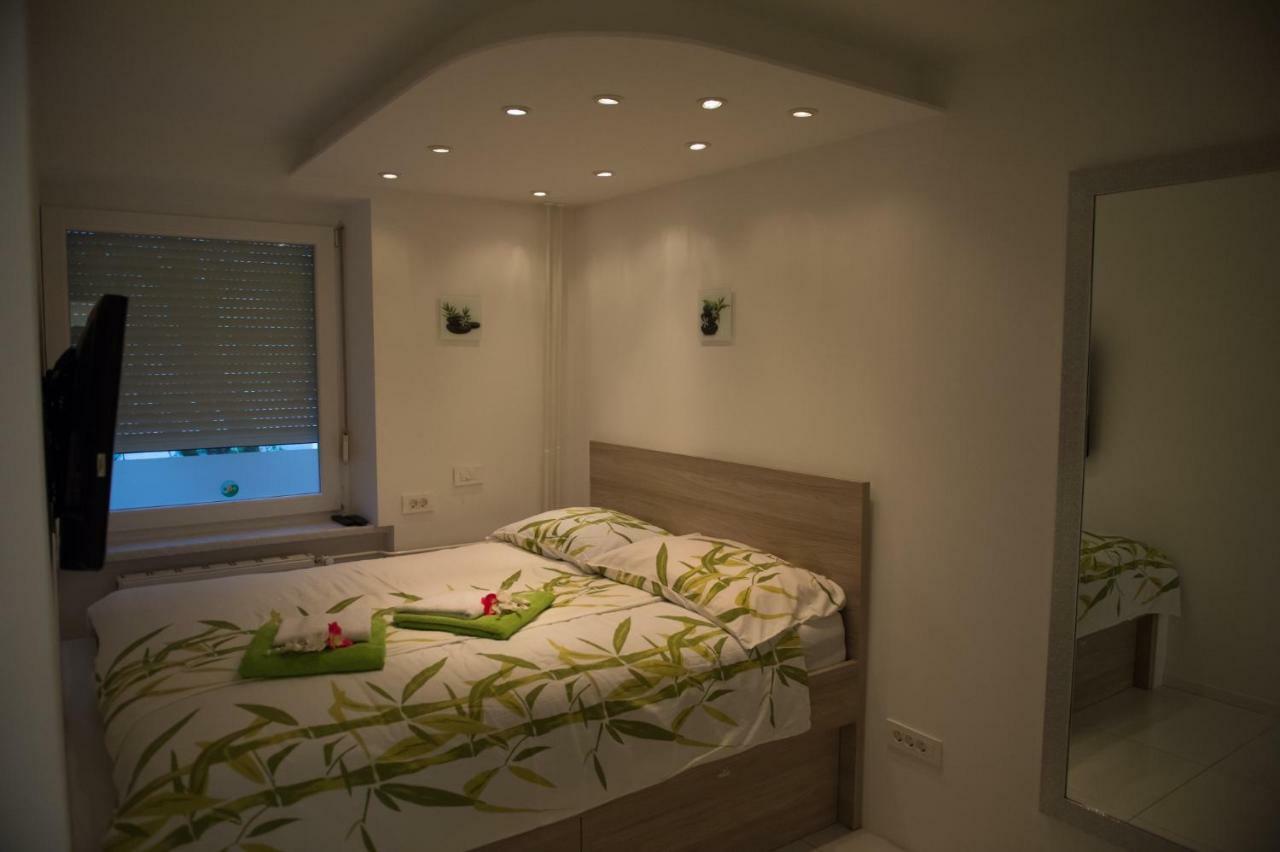 First Floor Flat (Adults Only) Apartamento Liubliana Exterior foto